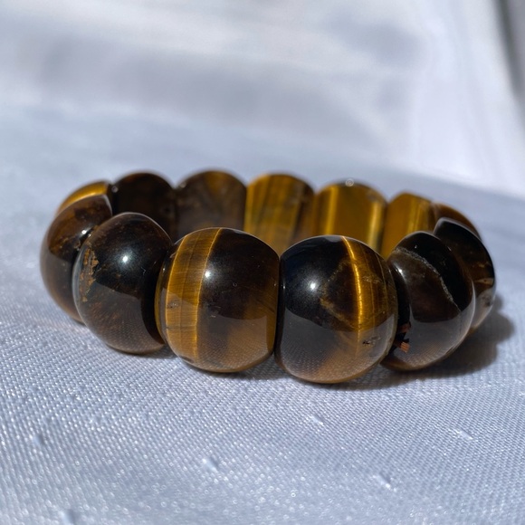Tiger Eye Gemstone Stretchy Bracelet - Picture 9 of 15